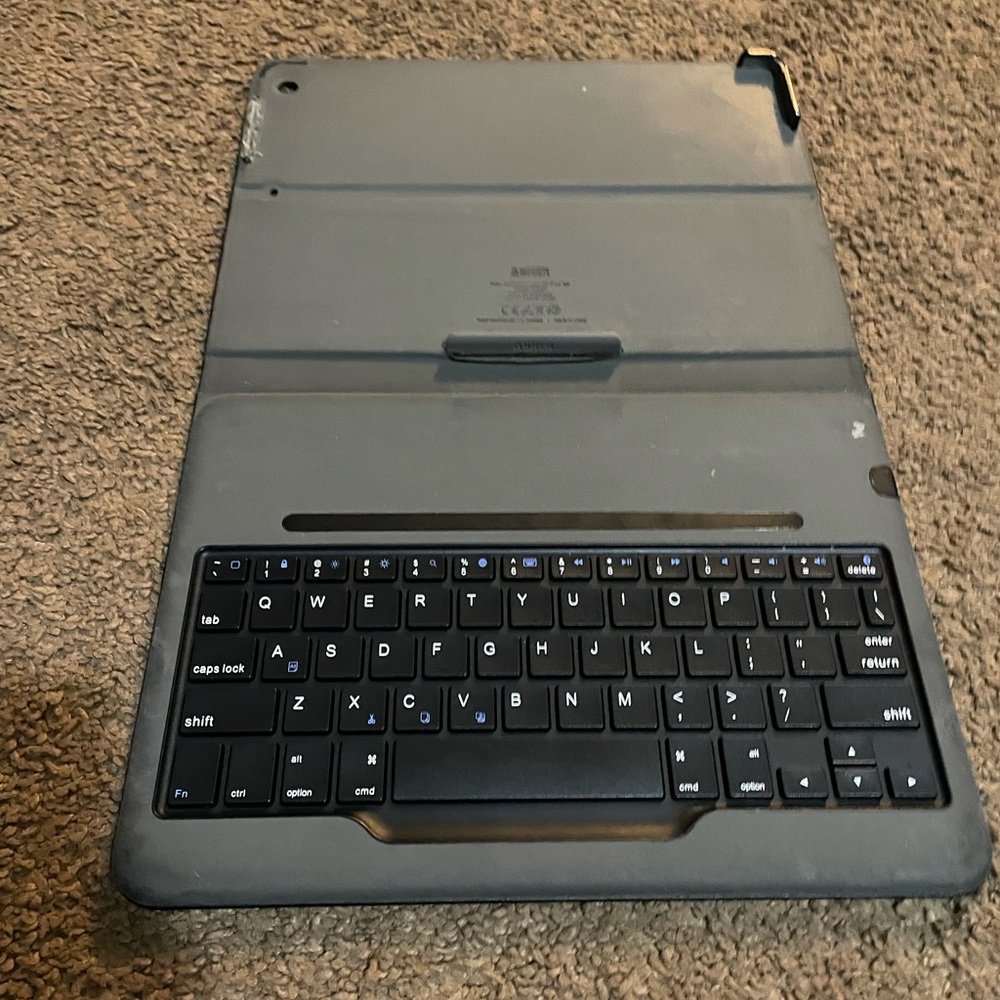 iPad Case - Picture 2 of 2